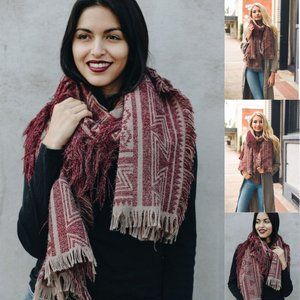 Geometric Fringe Accent Blanket Scarf